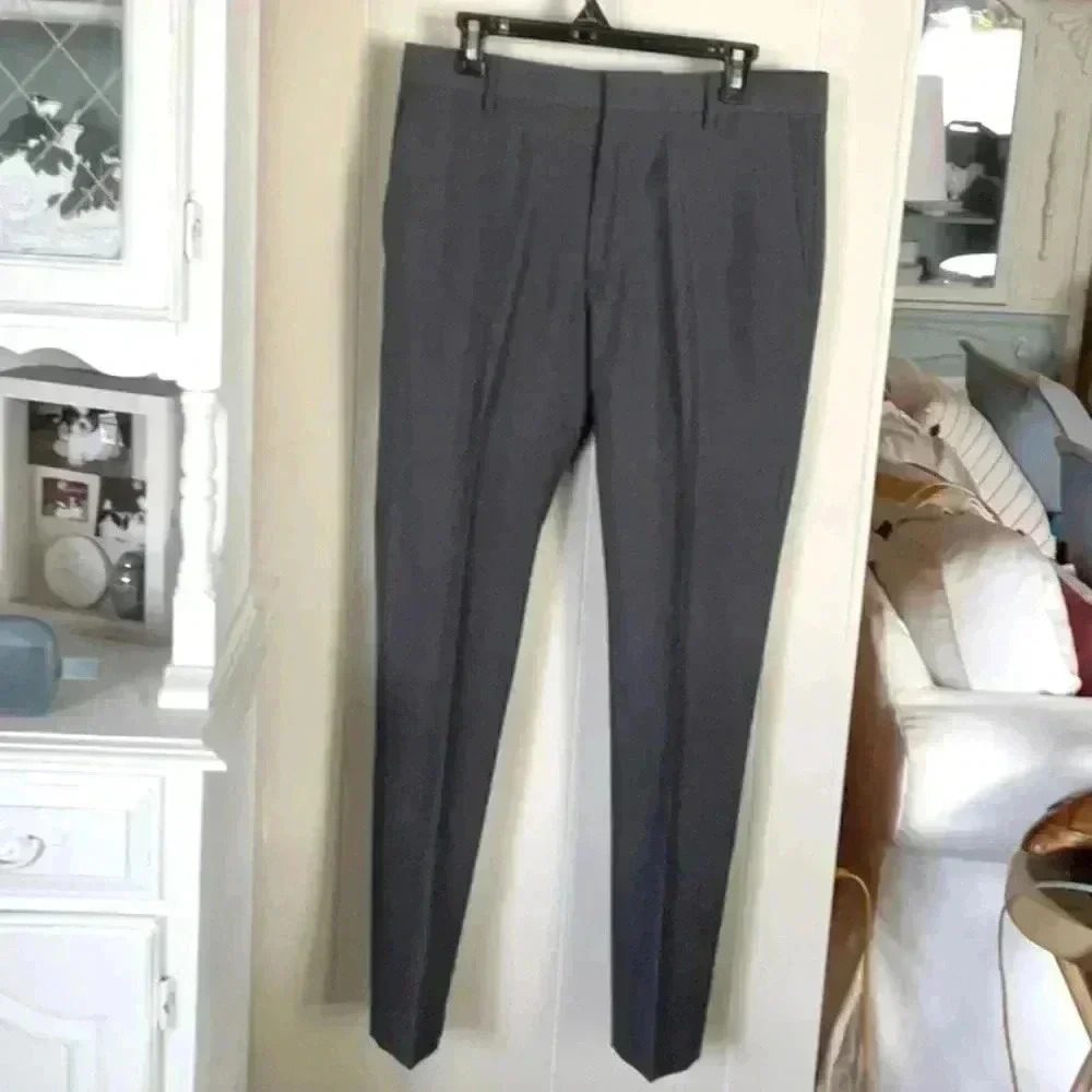 NWOT  Perry Ellis Men’s Dress Pants Size 32x32
